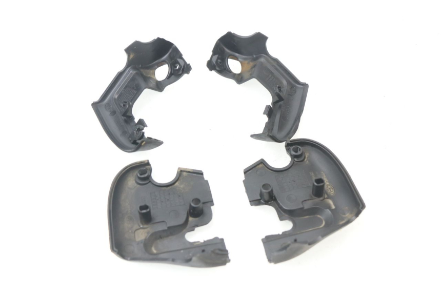 photo de TAPA MANILLAR APRILIA SCARABEO GT 125 (1999 - 2007)