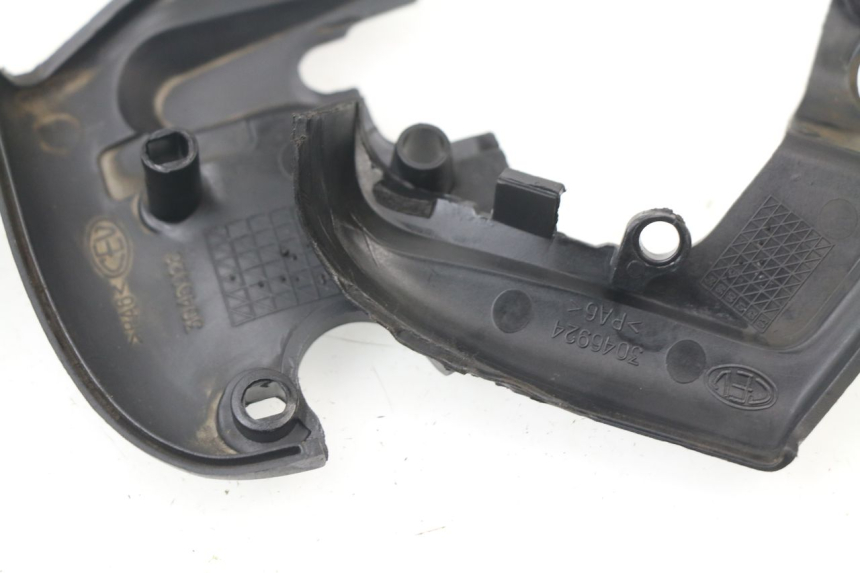 photo de TAPA MANILLAR APRILIA SCARABEO GT 125 (1999 - 2007)