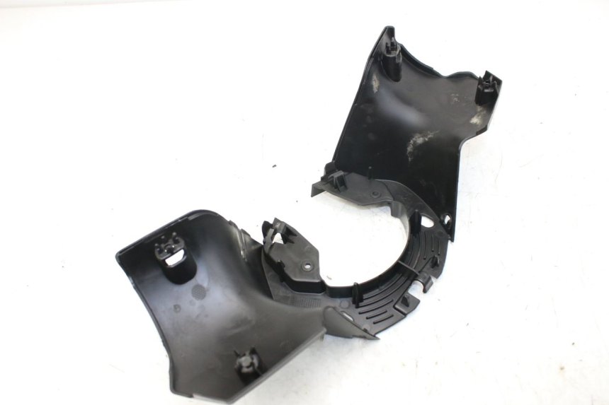photo de CUBIERTA DE MANILLAR TRASERO PEUGEOT CITYSTAR 50 (2013 - 2017)