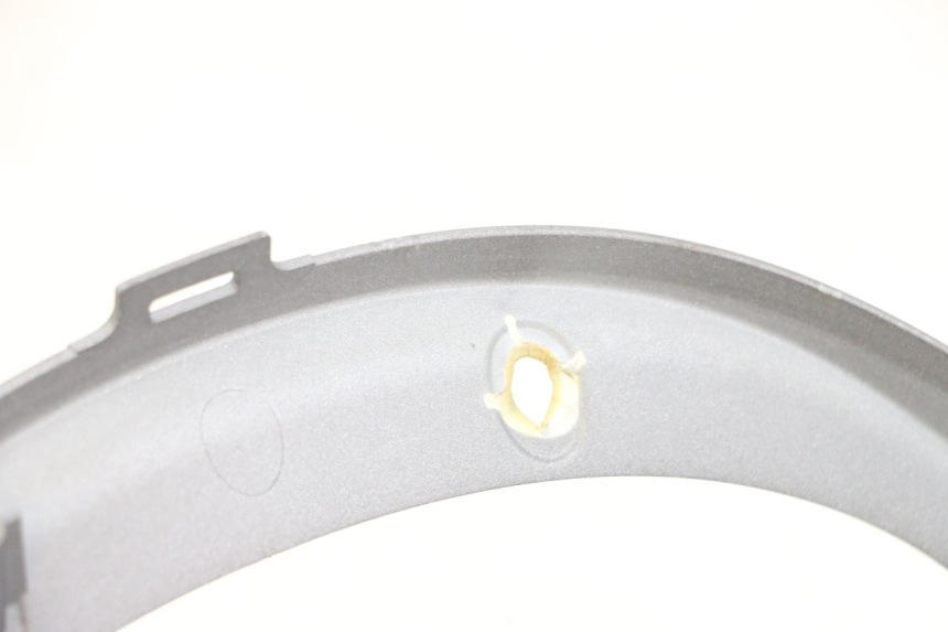 photo de CUBIERTA DE MANILLAR TRASERO SYM FIDDLE 3 III 125 (2014 - 2020)