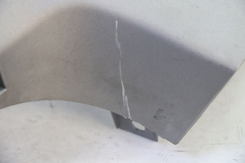 photo de CUBIERTA DE MANILLAR TRASERO SYM FIDDLE 3 III 125 (2014 - 2020) - Otra perspectiva