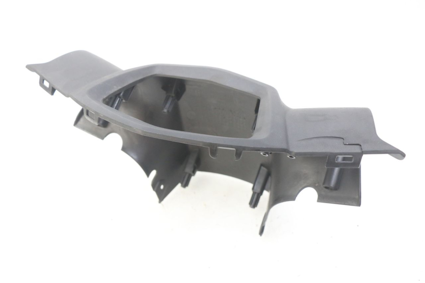 photo de CUBIERTA DE MANILLAR TRASERO PEUGEOT KISBEE 2T 50 (2010 - 2017)