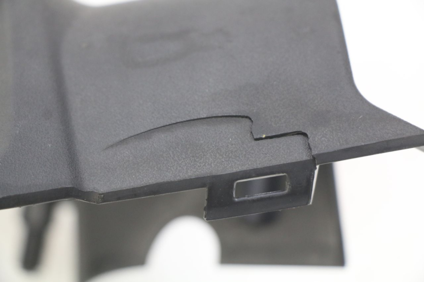 photo de CUBIERTA DE MANILLAR TRASERO PEUGEOT KISBEE 2T 50 (2010 - 2017)