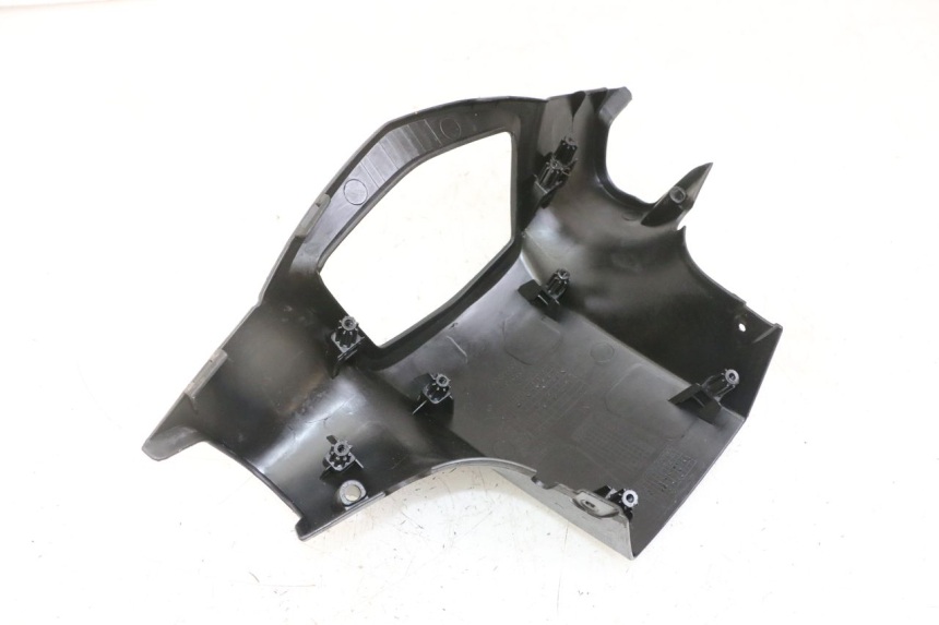 photo de TAPA MANILLAR DELANTERO PEUGEOT KISBEE 2T 50 (2018 - 2022)