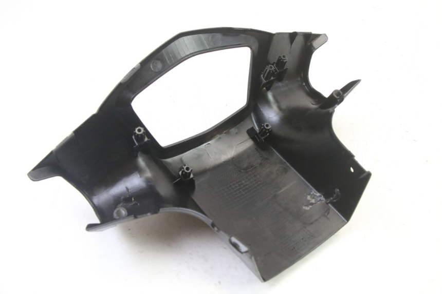 photo de CUBIERTA DE MANILLAR TRASERO PEUGEOT KISBEE 4T 50 (2018 - 2022)