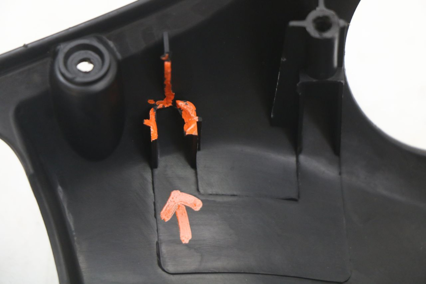 photo de TAPA MANILLAR DELANTERO KYMCO AGILITY CARRY 50 (2011 - 2020)