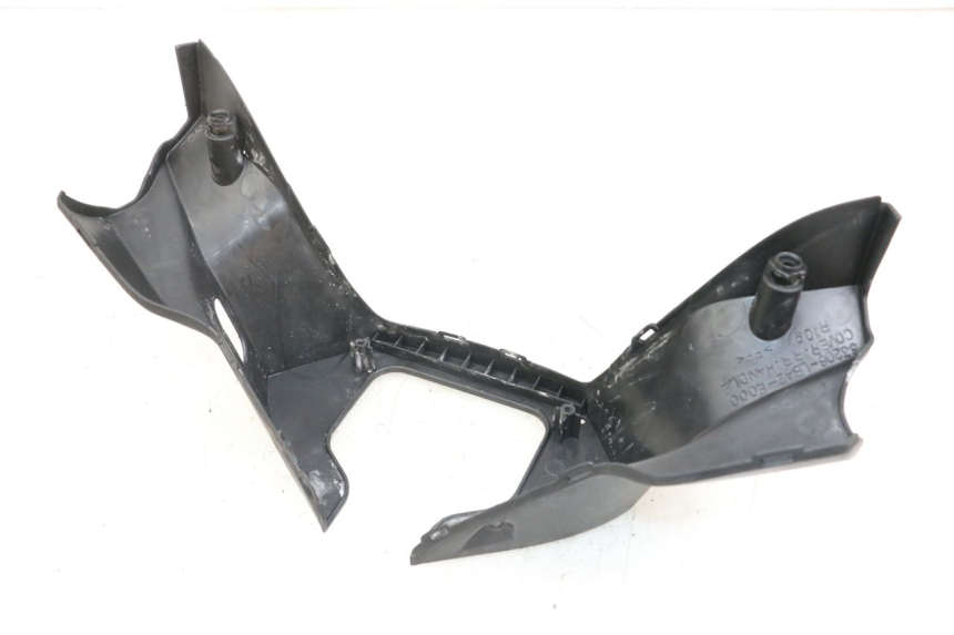 photo de CUBIERTA DEL MANILLAR TRASERO KYMCO XCITING 250 (2006 - 2009)