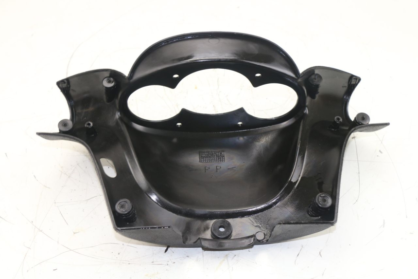 photo de TAPA MANILLAR DELANTERO MBK SKYLINER 125 (2001 - 2003)