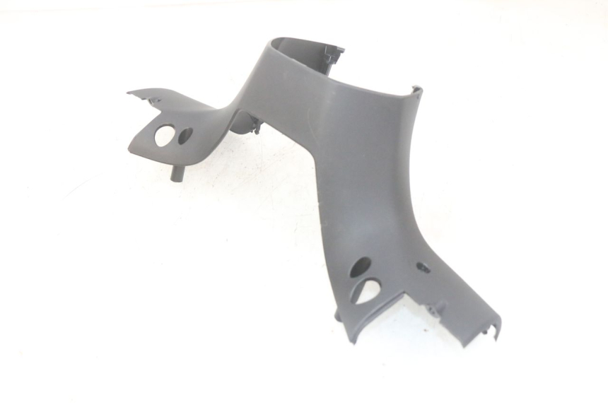 photo de TAPA MANILLAR DELANTERO PIAGGIO MP3 HPE 300 (2019 - 2026) - Detalle de la pieza