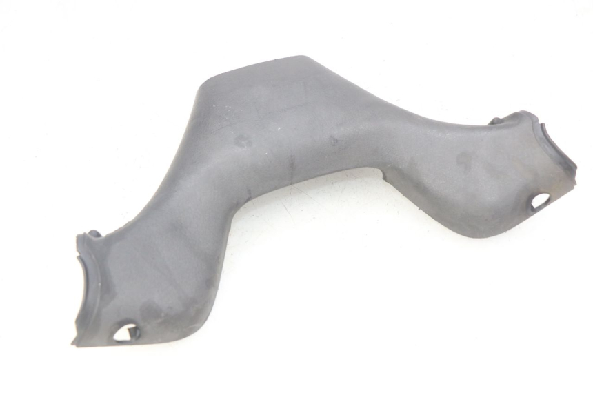 photo de CUBIERTA DE MANILLAR TRASERO PIAGGIO MP3 LT 400 (2007 - 2012)