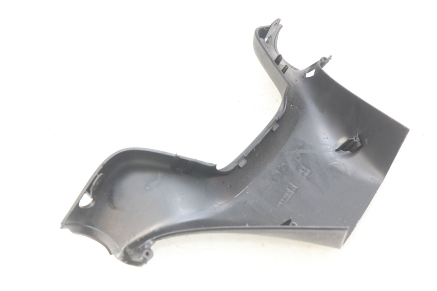 photo de CUBIERTA DE MANILLAR TRASERO PIAGGIO MP3 LT 400 (2007 - 2012)