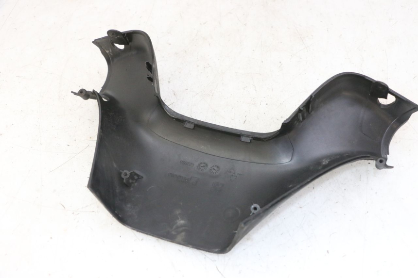 photo de TAPA MANILLAR DELANTERO PIAGGIO MP3 LT 300 (2010 - 2016)