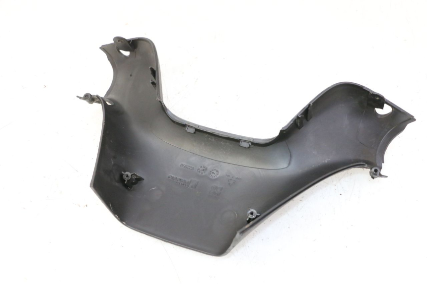 photo de TAPA MANILLAR DELANTERO PIAGGIO MP3 LT 300 (2010 - 2016) - Vista general del producto