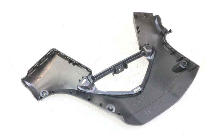 photo de CUBIERTA DEL MANILLAR TRASERO GILERA NEXUS 125 (2009 - 2013)