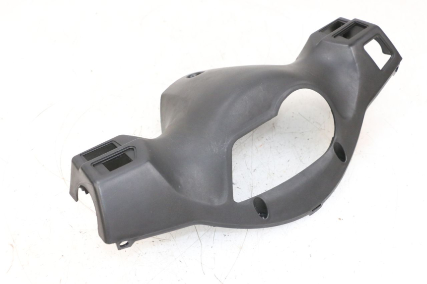 photo de TAPA MANILLAR DELANTERO SYM ORBIT 2 50 (2008 - 2014) - Otra perspectiva