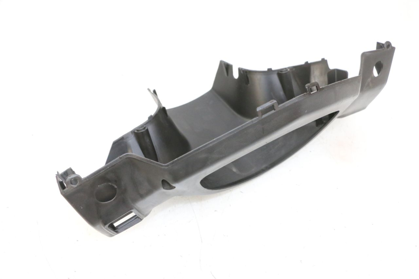 photo de TAPA MANILLAR DELANTERO SYM ORBIT III 3 4T 50 (2021 - 2025) - Primer plano técnico