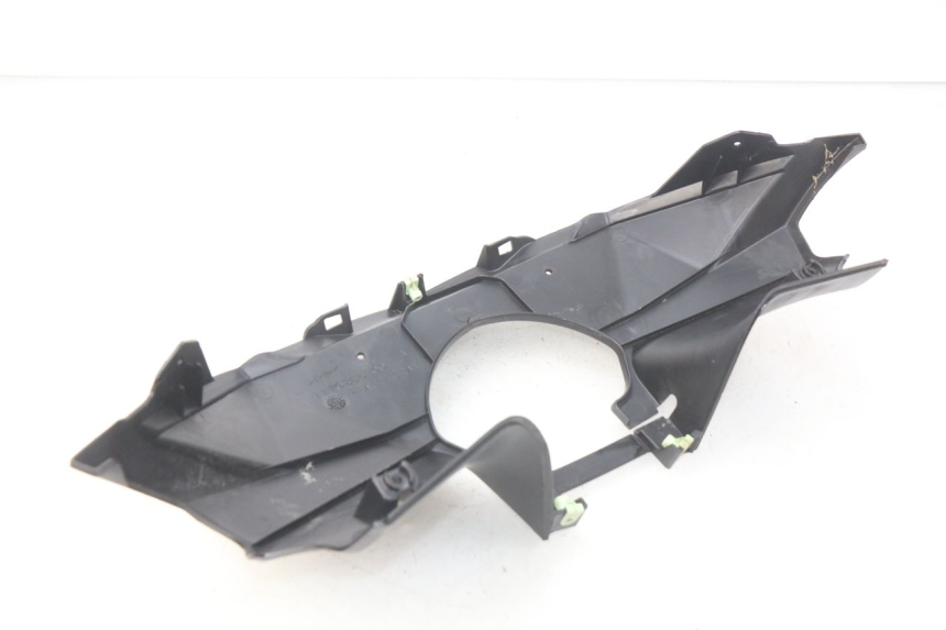 photo de CUBIERTA DE MANILLAR TRASERO PEUGEOT GEOPOLIS 400 (2007 - 2013)