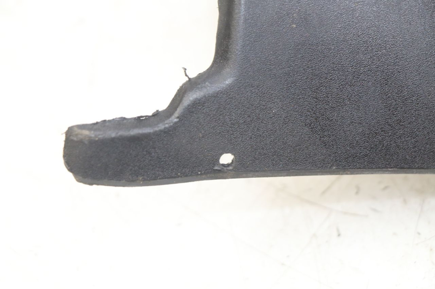 photo de CUBIERTA DE MANILLAR TRASERO PEUGEOT VIVACITY 50 (1998 - 2003)