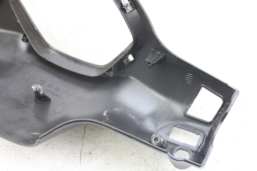 photo de CUBIERTA DE MANILLAR TRASERO PIAGGIO LIBERTY 125 (2009 - 2013)