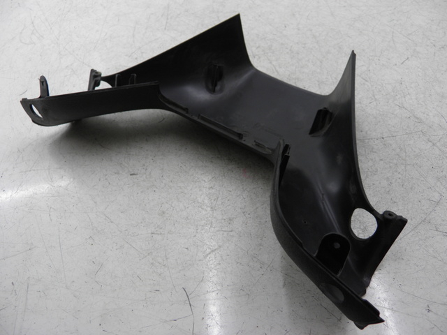 photo de TAPA MANILLAR DELANTERO PIAGGIO MP3 LT 300 (2010 - 2016)