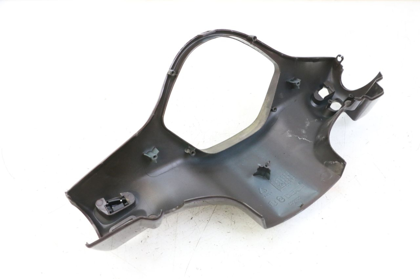 photo de TAPA MANILLAR DELANTERO PIAGGIO VESPA LX IE 125 (2010 - 2012)