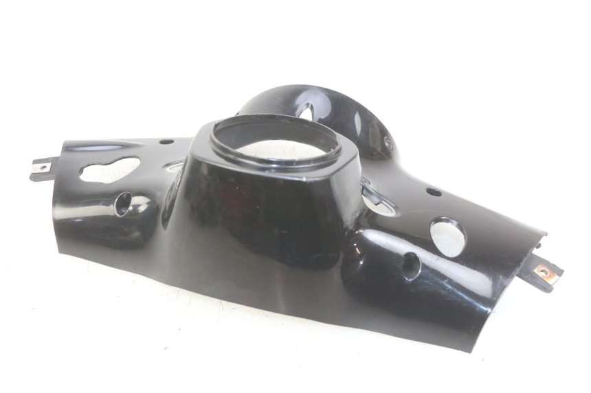photo de CUBIERTA DEL MANILLAR TRASERO PIAGGIO VESPA PRIMAVERA 2T 50 (2013 - 2018)