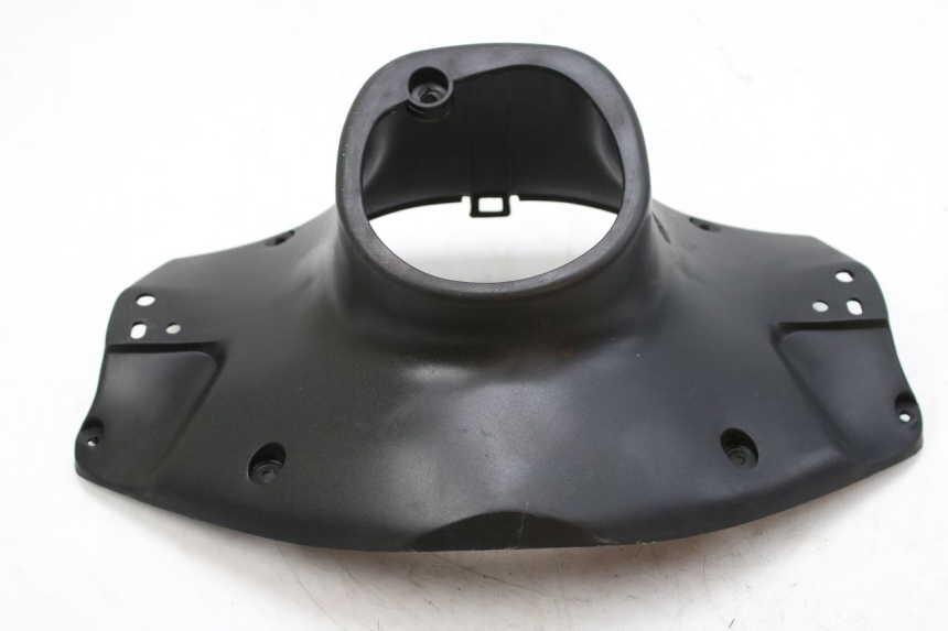 photo de CUBIERTA DE MANILLAR TRASERO KEEWAY RY6 2T 50 (2011 - 2019)