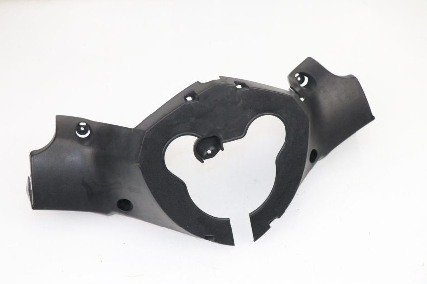 photo de CUBIERTA DE MANILLAR TRASERO PEUGEOT SATELIS COMPRESSOR K15 125 (2006 - 2009)