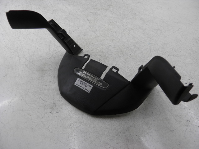 photo de TAPA MANILLAR DELANTERO SUZUKI BURGMAN EXECUTIVE 650 (2008 - 2010)