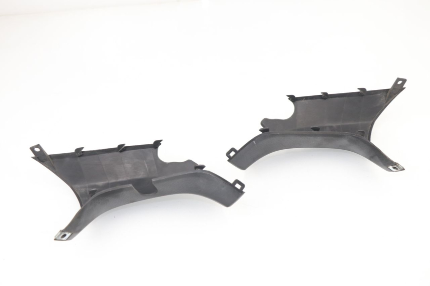 photo de TAPA MANILLAR DELANTERO SYM MAXSYM I 400 (2011 - 2016)