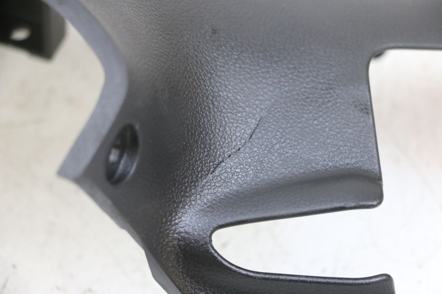 photo de TAPA MANILLAR DELANTERO YAMAHA TRICITY 300 (2020 - 2024) - Otra perspectiva