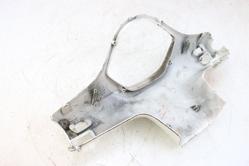 photo de TAPA MANILLAR DELANTERO PIAGGIO VESPA GTS SUPER IE 125 (2009 - 2016) - Vista general del producto