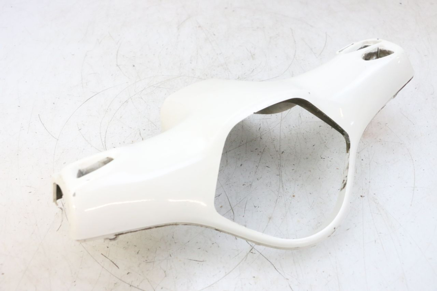 photo de TAPA MANILLAR DELANTERO PIAGGIO VESPA GTS SUPER IE 125 (2009 - 2016) - Recambio usado revisado