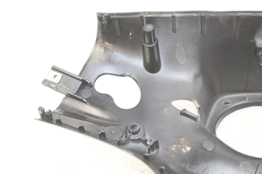 photo de CUBIERTA DEL MANILLAR TRASERO PIAGGIO VESPA PRIMAVERA 2T 50 (2013 - 2018)