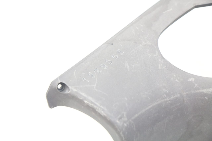 photo de CUBIERTA DE MANILLAR TRASERO PEUGEOT VIVACITY 50 (1998 - 2003) - Otra perspectiva