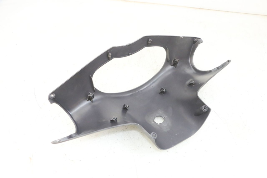 photo de TAPA MANILLAR DELANTERO PEUGEOT VIVACITY 100 (1999 - 2008) - Otra perspectiva