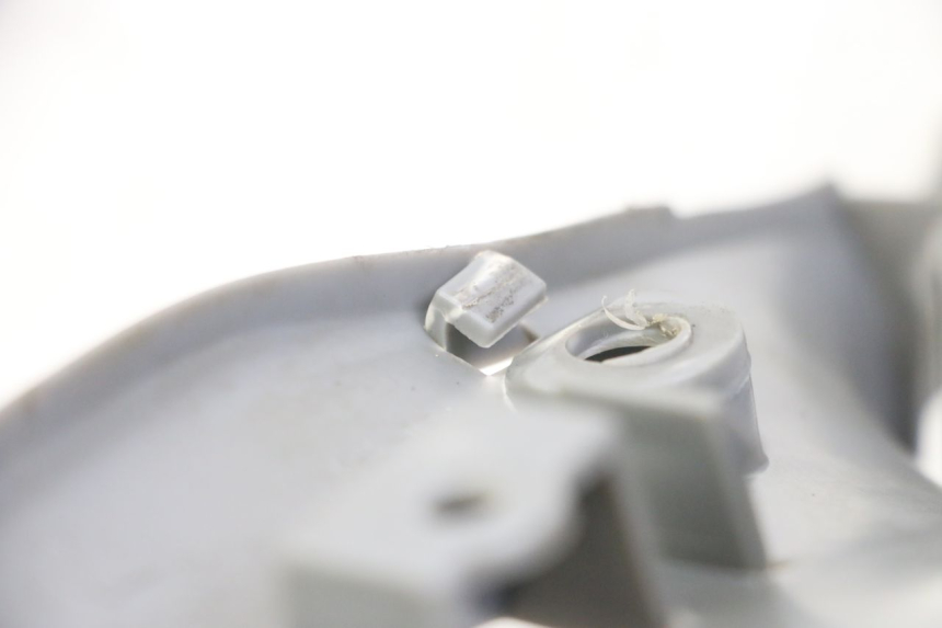 photo de TAPA MANILLAR DELANTERO YAMAHA WHY 50 (1998 - 2000)