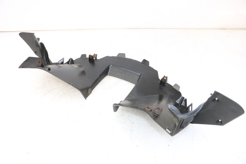 photo de CUBIERTA DEL MANILLAR TRASERO YAMAHA XMAX X-MAX 125 (2006 - 2009) - Recambio usado revisado