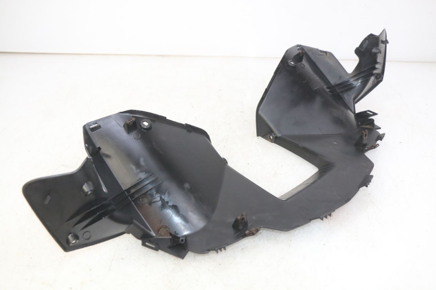 photo de CUBIERTA DEL MANILLAR TRASERO YAMAHA XMAX X-MAX 125 (2006 - 2009)