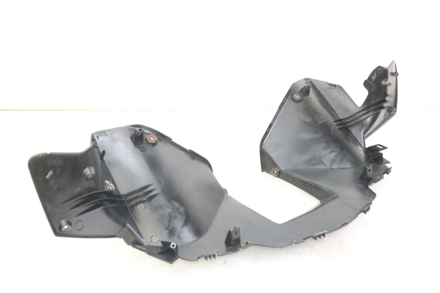 photo de CUBIERTA DEL MANILLAR TRASERO YAMAHA XMAX X-MAX 125 (2006 - 2009)