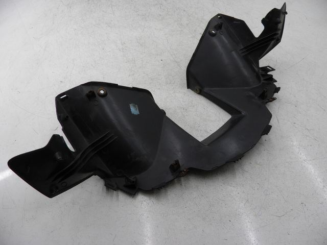 photo de CUBIERTA DEL MANILLAR TRASERO YAMAHA XMAX X-MAX 125 (2006 - 2009)