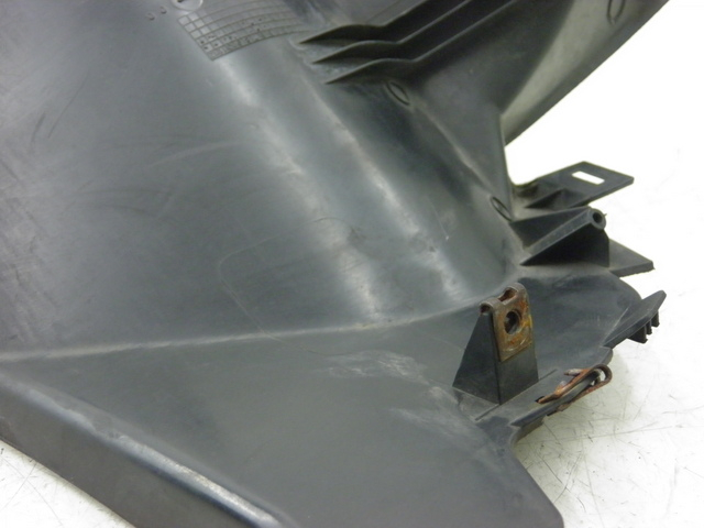 photo de CUBIERTA DEL MANILLAR TRASERO YAMAHA XMAX X-MAX 125 (2006 - 2009)