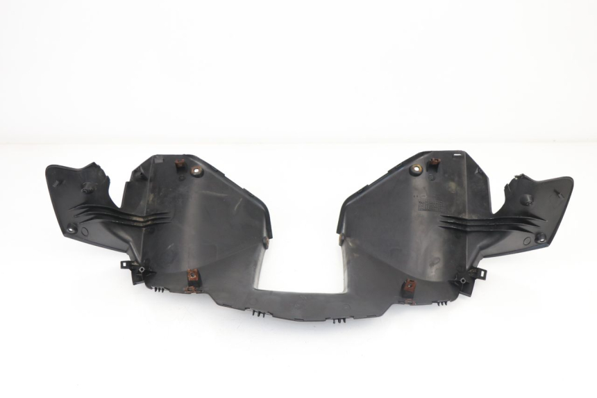 photo de CUBIERTA DEL MANILLAR TRASERO YAMAHA XMAX X-MAX 125 (2006 - 2009)