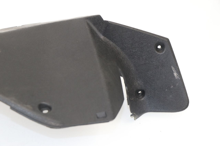 photo de CUBIERTA DEL MANILLAR TRASERO YAMAHA XMAX X-MAX 125 (2006 - 2009)
