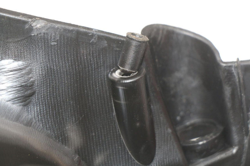 photo de CUBIERTA DE MANILLAR TRASERO PIAGGIO ZIP 4T 50 (2018 - 2020)