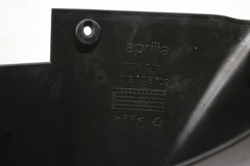 photo de CUBIERTA DEL MANILLAR DELANTERO APRILIA SR R 2T LC 50 (2018 - 2021)