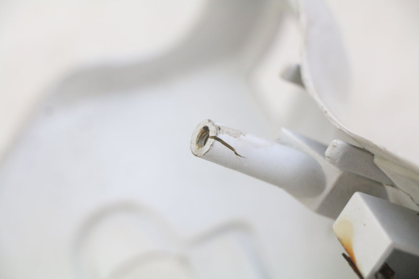 photo de CUBIERTA DEL MANILLAR DELANTERO TGB CITY 2 50 (2009 - 2013)