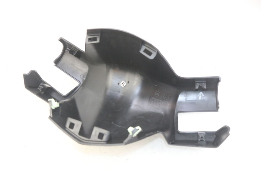 photo de CUBIERTA DEL MANILLAR DELANTERO PEUGEOT CITYSTAR 125 (2011 - 2017)