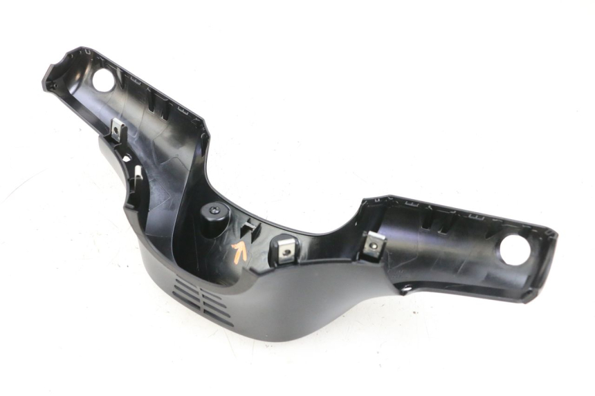 photo de TAPA MANILLAR TRASERO SEGWAY NINEBOT E125S 1 (2022 - 2026) - Zoom estado de uso