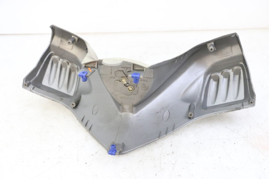 photo de CUBIERTA DEL MANILLAR DELANTERO PEUGEOT ELYSTAR 50 (2002 - 2014)